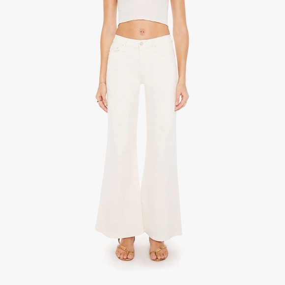 Mother the twister skimp flare jeans in cream puffs 27